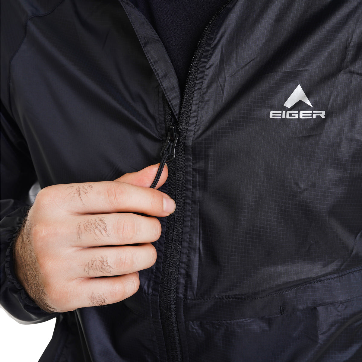 Men Saron Windrun Jacket SW